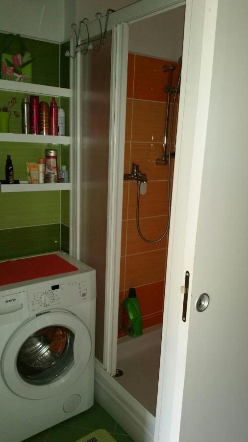 Tri Palme Apartment Prvic Sepurine Exterior photo